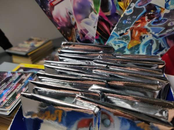 Pokemon mysteeriboosteri Lahti - photo 3