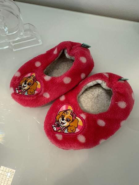 Pinkit kaja kerhotossut 24/25 Rauma - valokuva 1