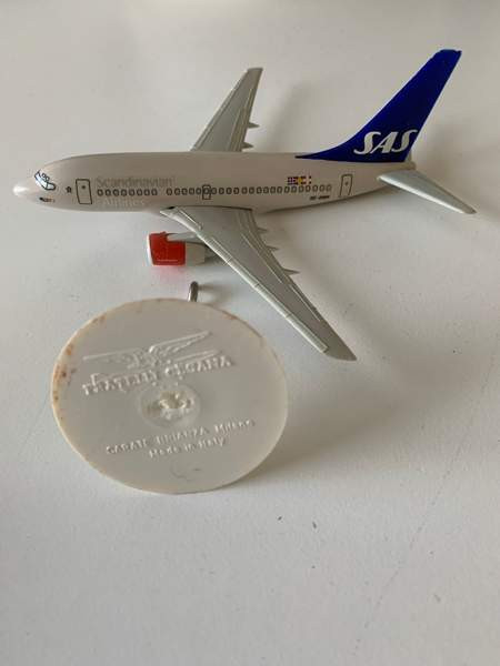 Boeing 737 pienoismalli SAS Vihti - photo 6