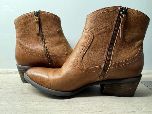 Clarks nahkanilkkurit koko 38 Lahti - valokuva 6