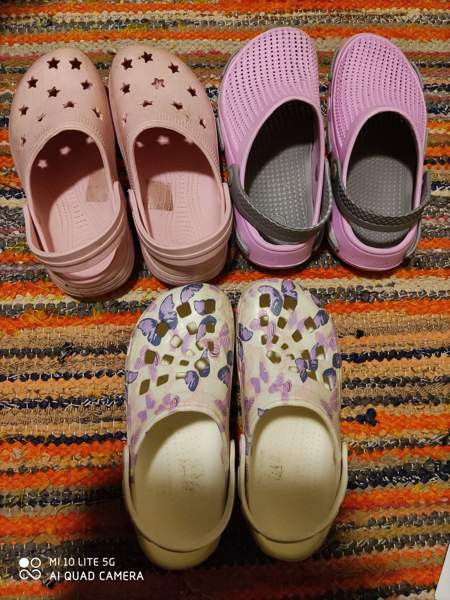 Crocsit 34,huom osa myyty Ulvila - valokuva 1