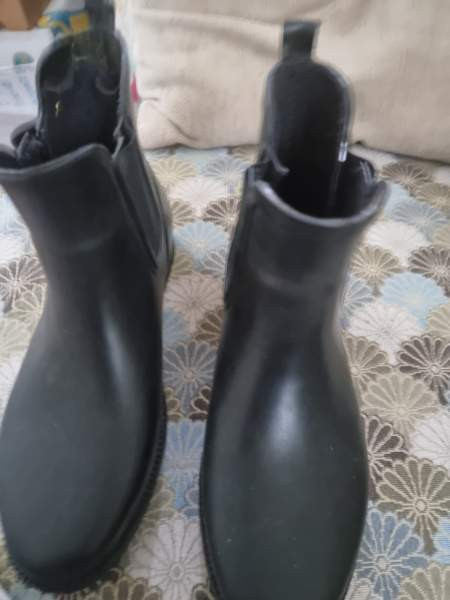 Michael kors kumisaappaat Helsinki - изображение 1