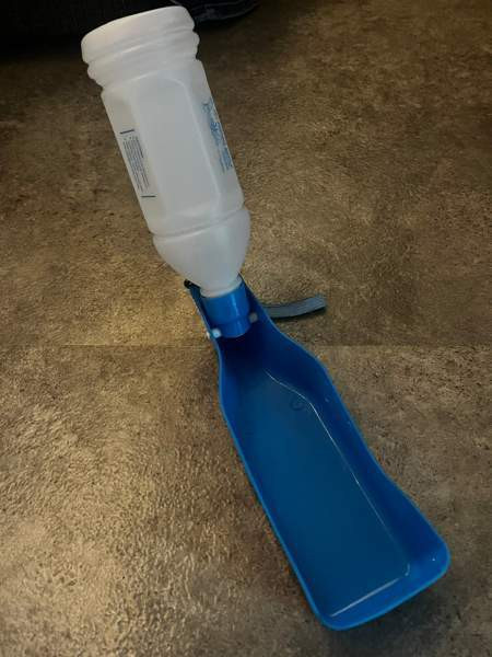 Juomapullo ja kuppi yhdistelmä esim. koiralle Турку - изображение 3