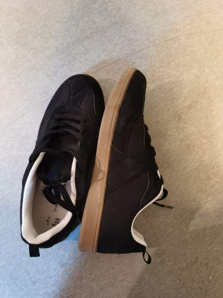 mustat kengät Helsinki - изображение 3