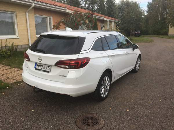 Opel Astra Коувола - изображение 4