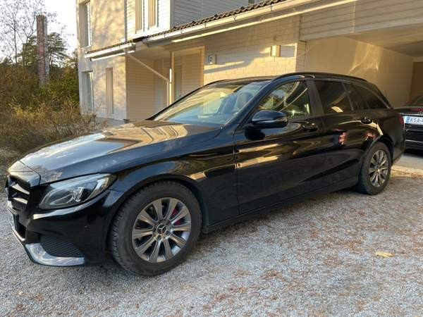 Mercedes-Benz C Sarov - valokuva 4