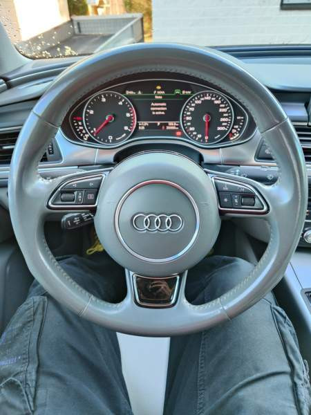 Audi A6 Луга - изображение 8