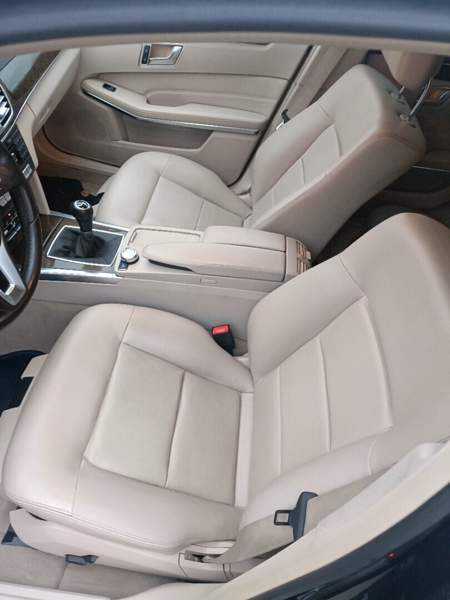 Mercedes-Benz E Orivesi - valokuva 5