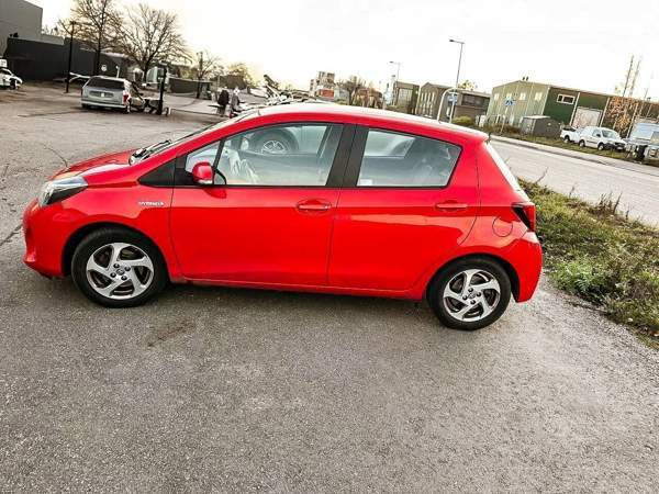 Toyota Yaris Вантаа - изображение 2