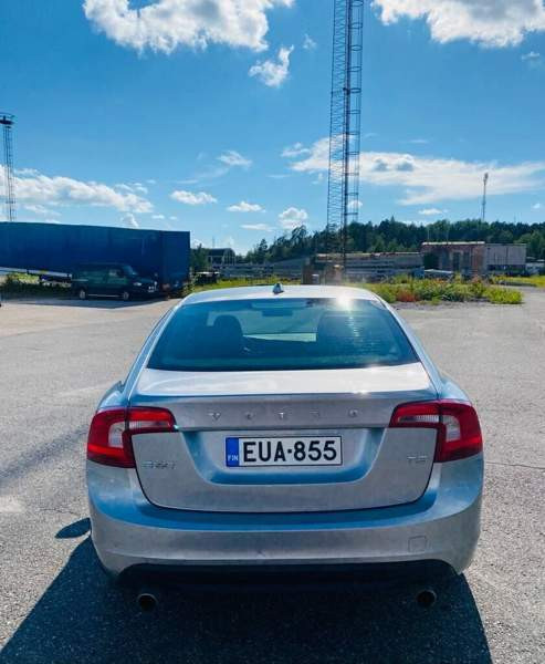 Volvo S60 Турткуль - изображение 5