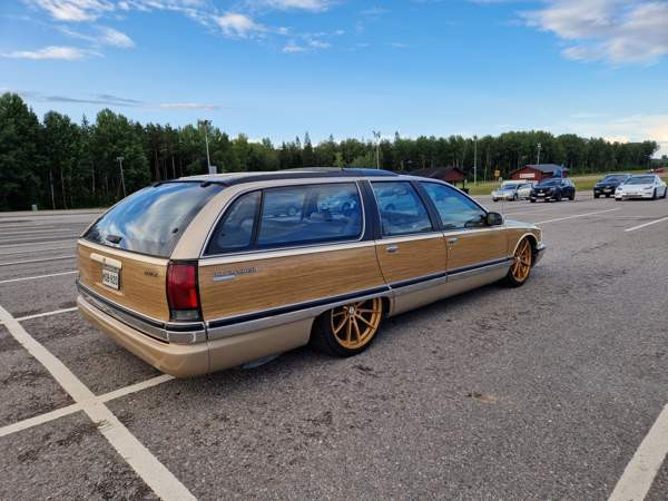 Buick Roadmaster Helsinki - valokuva 8