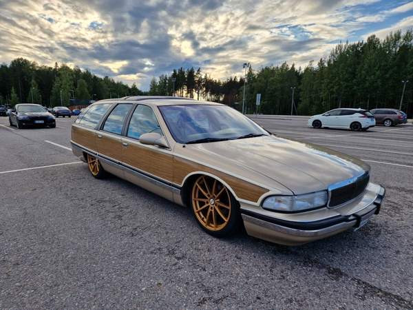 Buick Roadmaster Helsinki - valokuva 2