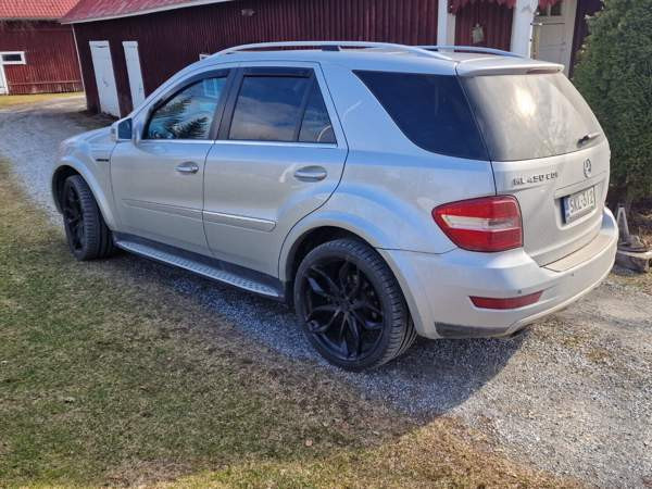 Mercedes-Benz ML Kerimäki - valokuva 2