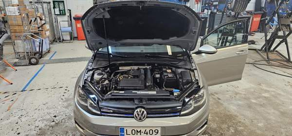 Volkswagen Golf Vantaa - valokuva 4