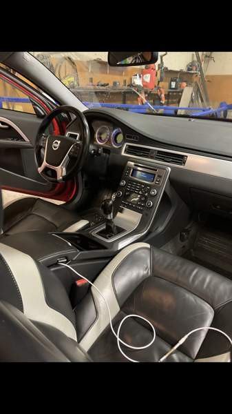 Volvo V70 Vöyri - изображение 5