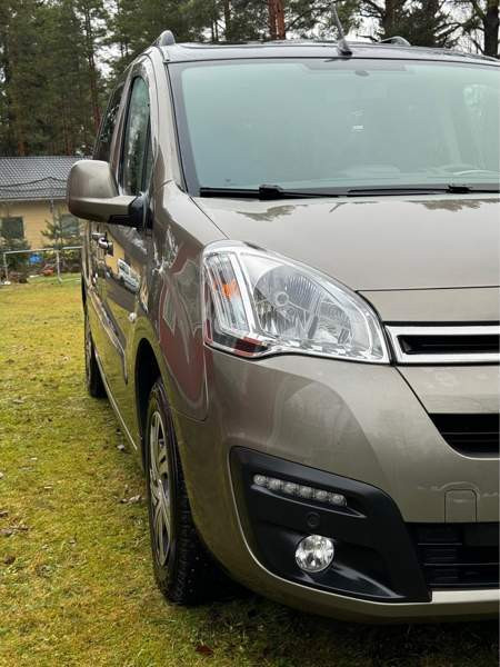 Citroen Berlingo Parkano - valokuva 3