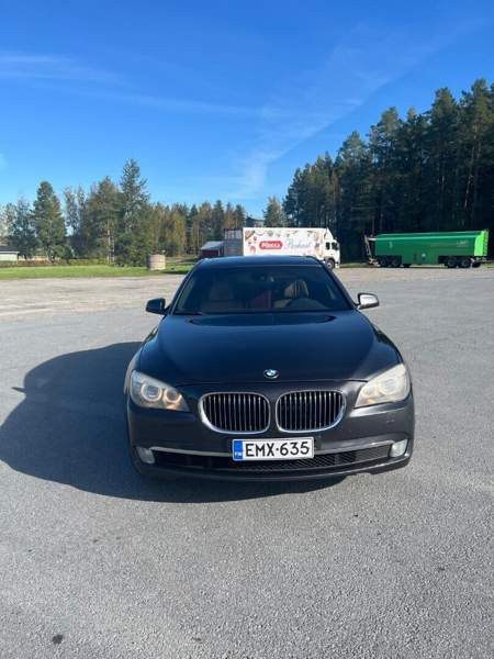 BMW 740 Jalasjärvi - изображение 2