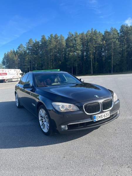 BMW 740 Jalasjärvi - изображение 3