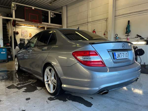 Mercedes-Benz C Vantaa - valokuva 4