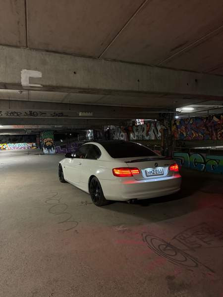 BMW 330 Helsinki - valokuva 3