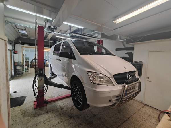 Mercedes-Benz Vito Alahärmä - valokuva 3