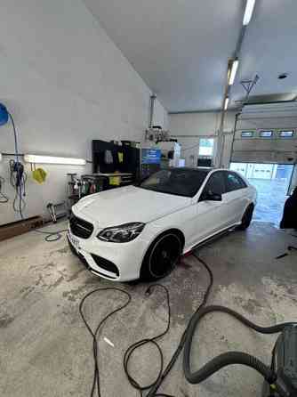 Mercedes-Benz E Hyvinge