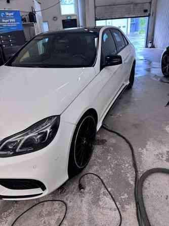 Mercedes-Benz E Hyvinge