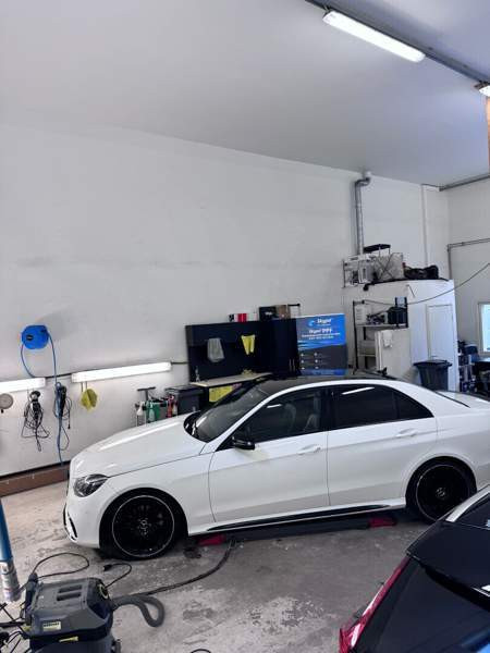 Mercedes-Benz E Hyvinge - photo 4