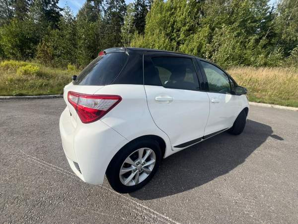 Toyota Yaris Эспоо - изображение 3