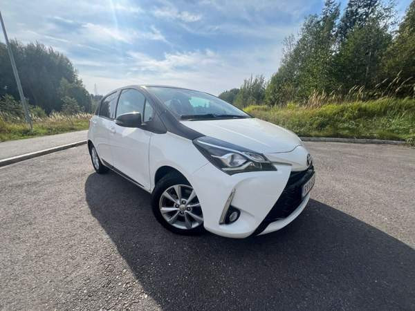 Toyota Yaris Эспоо - изображение 1