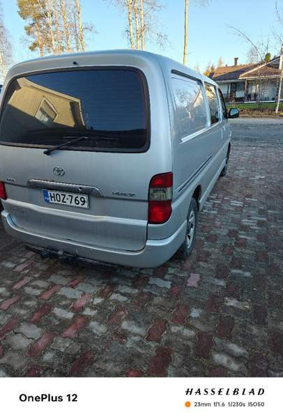 Toyota Hiace Рованиеми - изображение 3