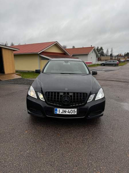 Mercedes-Benz E Jyväskylä - valokuva 2