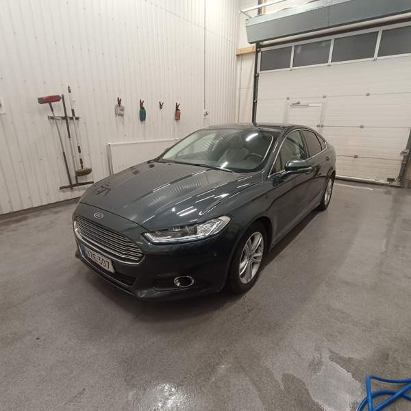 Ford Mondeo Luga - valokuva 1
