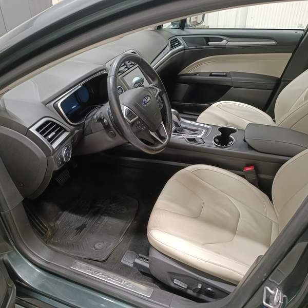 Ford Mondeo Luga - valokuva 8