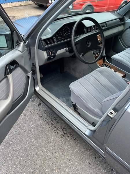 Mercedes-Benz E Тампере - изображение 3