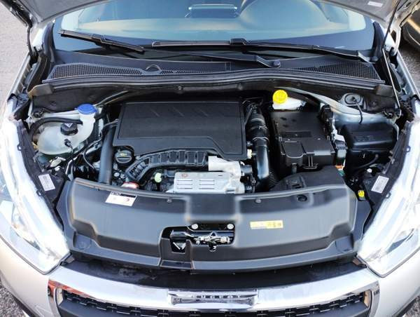 Peugeot 208 Турткуль - изображение 7