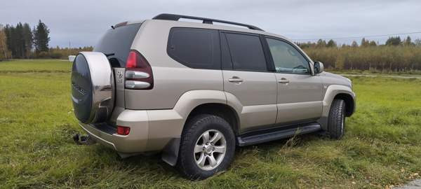 Toyota Land Cruiser Рованиеми - изображение 5