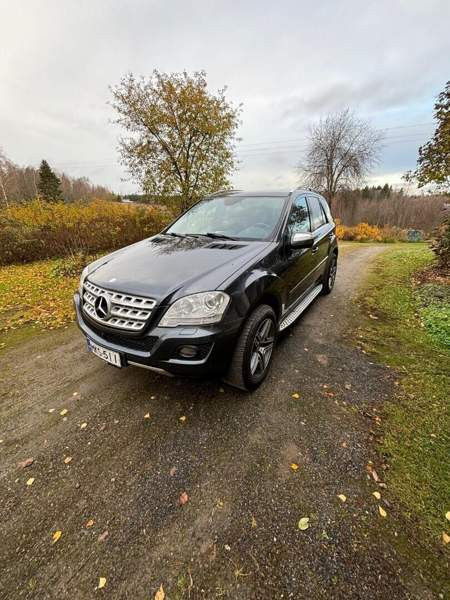 Mercedes-Benz ML Kruunupyy - photo 2