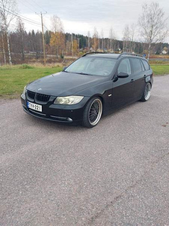 BMW 335 Porvoo - valokuva 1