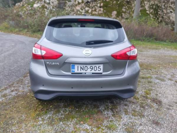 Nissan Pulsar Laensi-Turunmaa - valokuva 4
