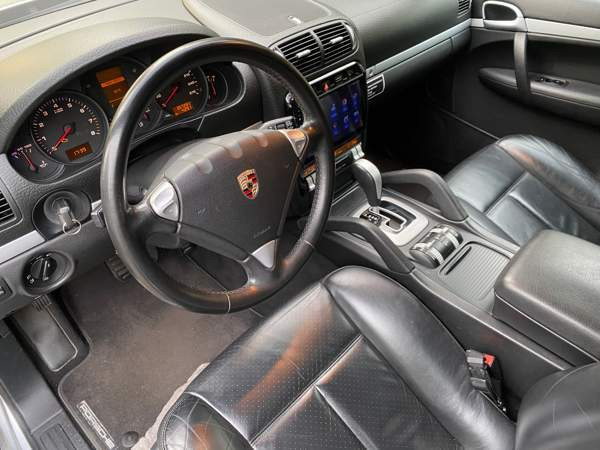 Porsche Cayenne Jyvaeskylae - valokuva 4