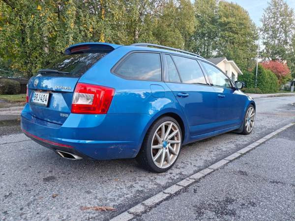Skoda Octavia Espoo - valokuva 3