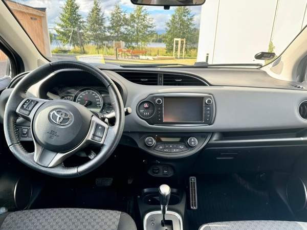 Toyota Yaris Jyvaeskylae - photo 3