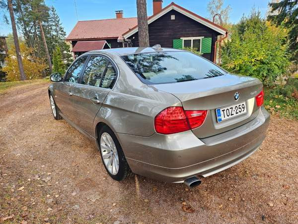 BMW 318 Espoo - valokuva 3