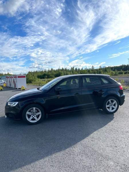 Audi A3 Лемпяаля - изображение 8