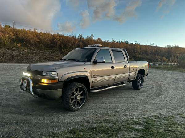 Chevrolet Silverado Liminka - photo 1
