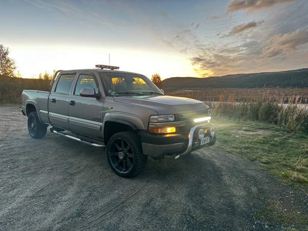 Chevrolet Silverado Liminka - photo 2