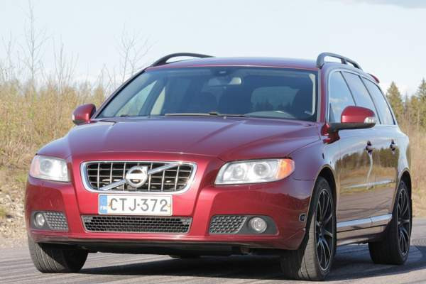 Volvo V70 Maentsaelae - photo 6