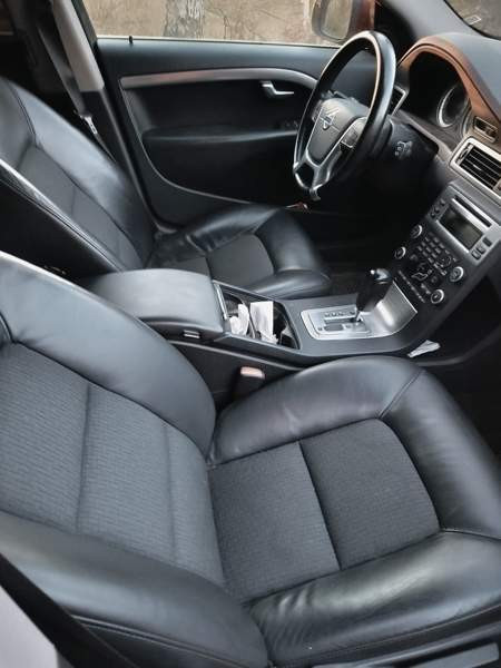Volvo V70 Maentsaelae - photo 7