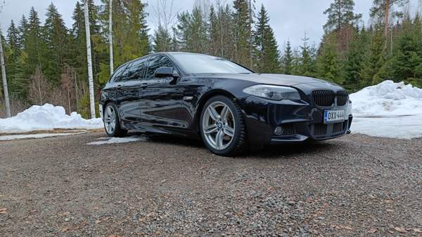 BMW 530 Luga - valokuva 1